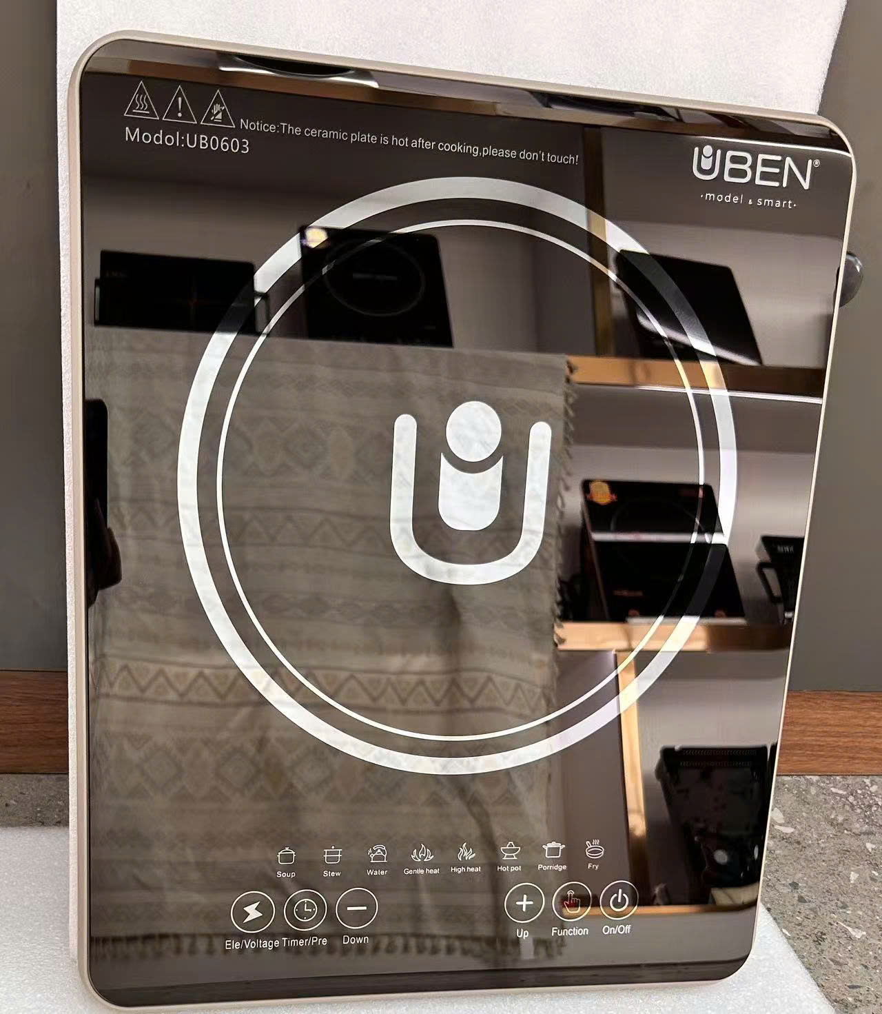 Bếp Từ cảm ứng thông minh UBEN UB0603